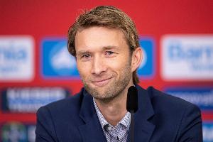 乐鱼体育官方网站-勒沃库森高层：对欧冠抽签结果非常满意，我们的目标是晋级16强